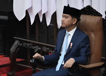 sidang ijazah Gibran