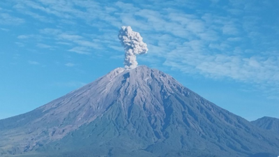 erupsi Semeru
