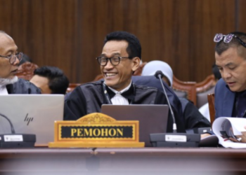 Denny Indrayana laporkan KPU