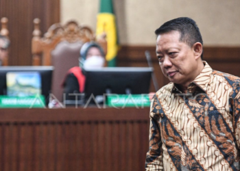 dakwaan Febrie Adriansyah